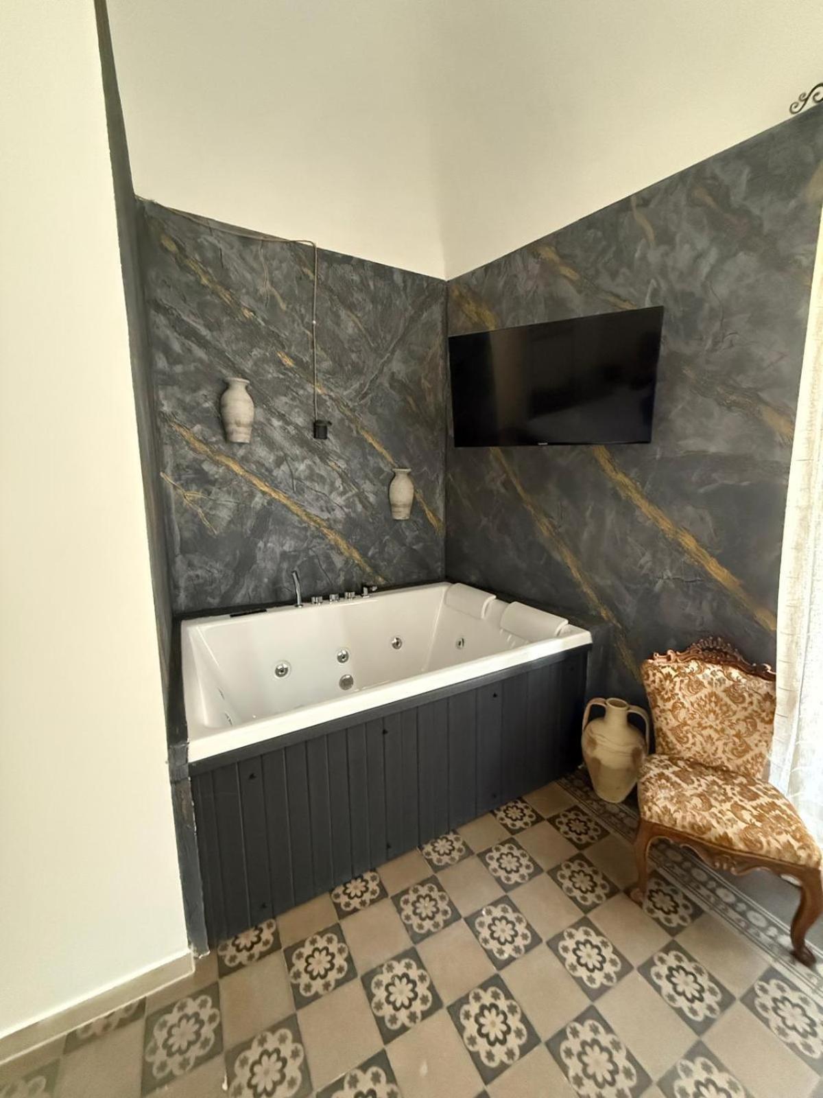 Antica Sicilia Rooms And Breakfast Катанія Екстер'єр фото