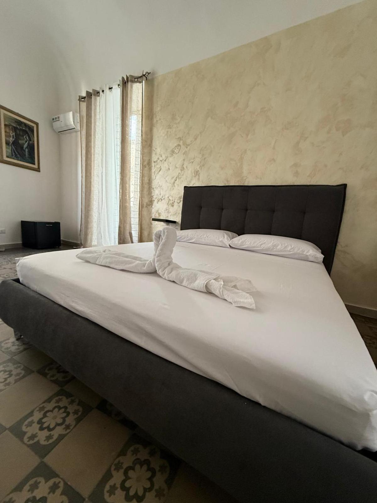 Antica Sicilia Rooms And Breakfast Катанія Екстер'єр фото