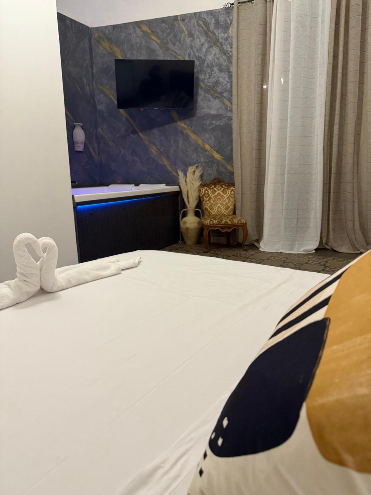 Antica Sicilia Rooms And Breakfast Катанія Екстер'єр фото